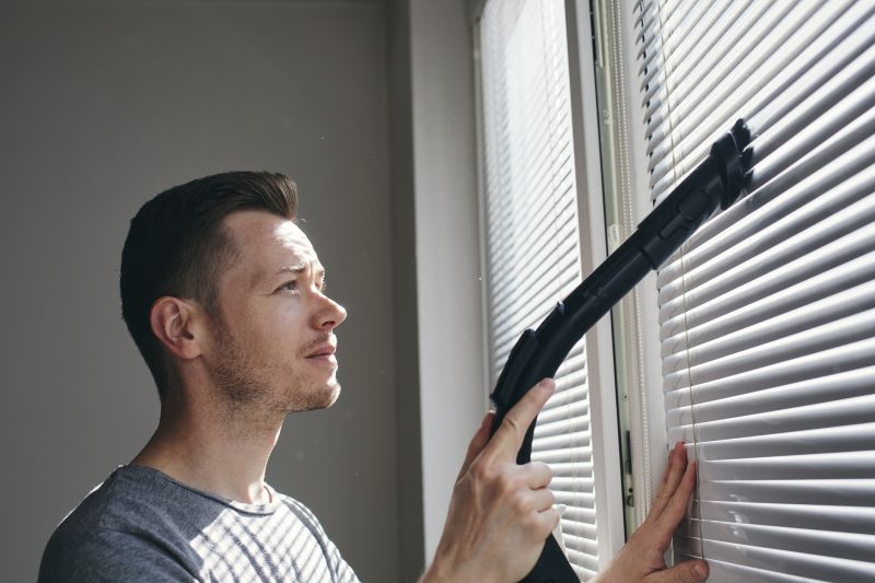 Venetian Blinds Cleaning